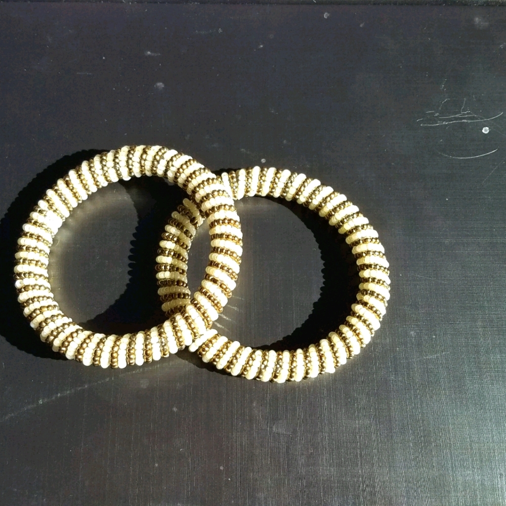 Beaded bracelet, Round Bangles
